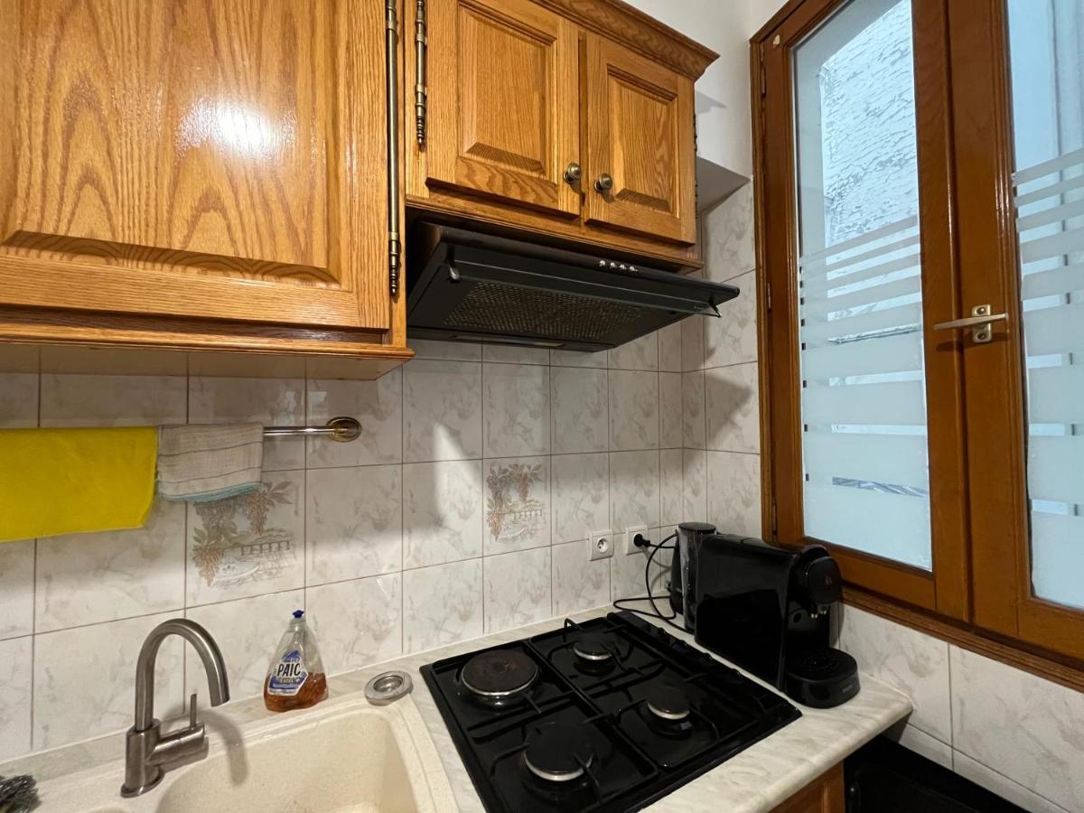 Dream Dwell Paris-Two-Bedroom Flat Near Pompidou Centre Екстер'єр фото