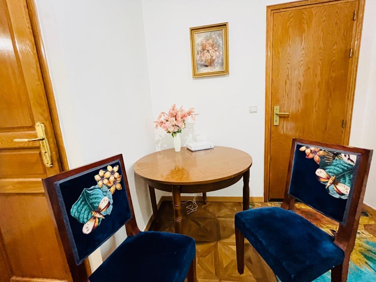 Dream Dwell Paris-Two-Bedroom Flat Near Pompidou Centre Екстер'єр фото